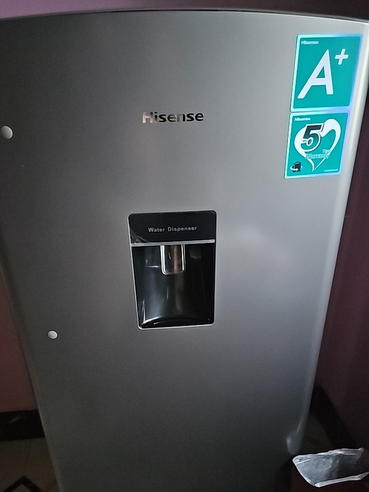 Hisense 190 Ltrs Single Door Refrigerator With Water Dispenser RS-23DR4SWS- Silver