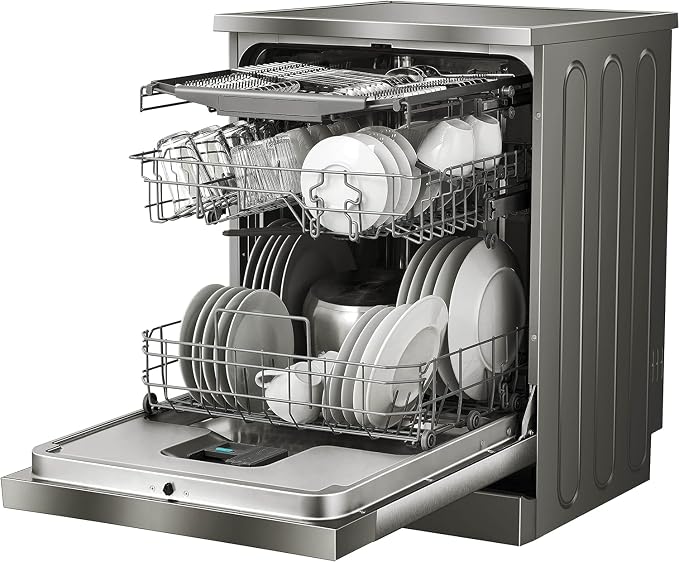 Hisense, 15 Place Setting Free Standing Dishwasher (HS623E90G) - Silver